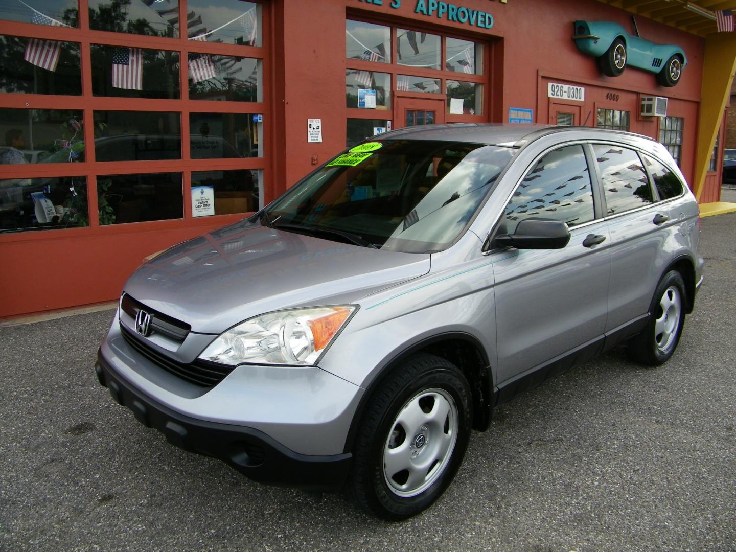 2008 Silver /Gray Honda CR-V LX (3CZRE38398G) with an 2.4L L4 DOHC 16V engine, 5-Speed Automatic Overdrive transmission, located at 4000 Bee Ridge Road, Sarasota, FL, 34233, (941) 926-0300, 27.298664, -82.489151 - Photo#0